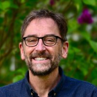 Headshot of Eric Steig.