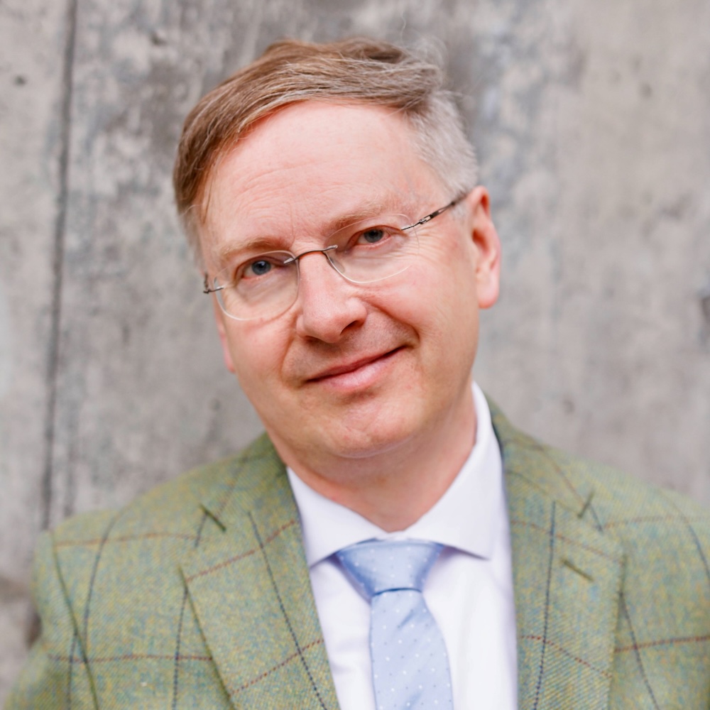 Headshot of David Catling.